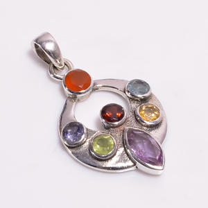 Vente en gros de pendentifs classiques à 7 chakras en argent sterling 925 bijoux à la mode avec pierres précieuses mélangées pour cadeaux de fête - Product Image 1