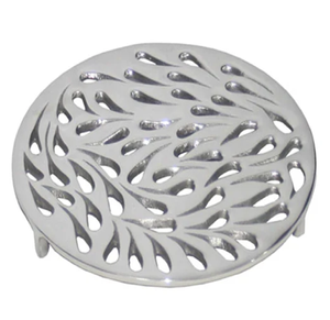 Dessous de plat en métal argenté brillant avec motif de découpe de feuilles stylisées ou de flammes pour la protection de la table disponibles à bas prix en gros - Product Image 1