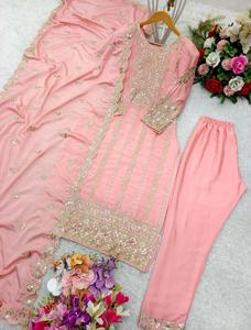 Traje de fiesta de Bollywood de diseñador para niñas Top indio y pakistaní con Dupatta para bodas - Product Image 2