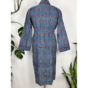Robe de chambre décontractée pour homme, en coton et soie, style kimono, avec motif floral persan imprimé à la main, douce et confortable, par [Nom de la marque] - Product Image 5