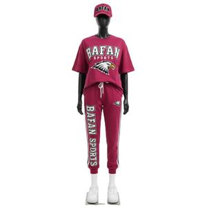 Ensemble 2 pièces streetwear femme en coton, tissu jersey lisse 180 GSM, logo imprimé bordeaux intense, tenue pour femmes - Product Image 1