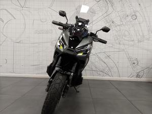 Motocicleta Todoterreno Honda Forza 750 de Alto Rendimiento, Motor de 4 Tiempos, 8 Válvulas, SOHC, Bicilíndrico en Paralelo, Refrigeración Líquida - Product Image 6