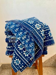 Courtepointes Indigo en coton Kantha indien, courtepointes faites à la main, courtepointes imprimées Kantha - Product Image 2
