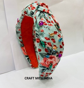 New Handmade Pearl Beaded Hairbands for Women Elegant Hair Accessories for Parties and Evenings - Product Image 1