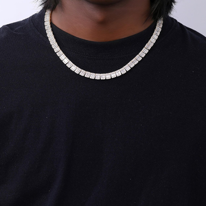 Collier tennis de luxe en moissanite et diamant taille baguette, or bicolore, style hip-hop glacé - Product Image 1
