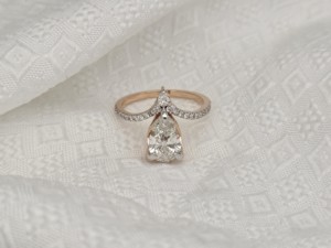 Customized Diamond Luxury 925 Sterling Silver Pear Cut Diamond <b>Ring</b> Classic Wedding Band <b>Ring</b> for Women <b>Fine</b> Jewelry - Product Image 2