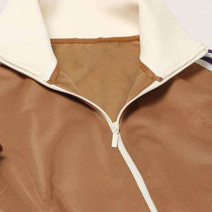 Precio al por mayor Chaquetas de satén Venta al por mayor Hombres Chaquetas de satén lisas Oem Casual Hombres High Street Chaqueta de satén - Product Image 6