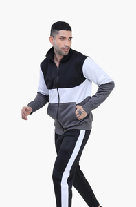 Survêtement technique respirant avec logo personnalisé, coupe standard, vêtements de sport fabriqués - Product Image 2