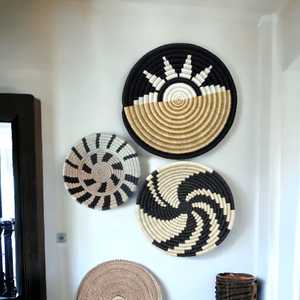 Cesta de pared bohemia de hierba Sabai natural ecológica hecha a mano, decoración colgante de pared de ratán y bambú para el hogar, precio a granel - Product Image 6