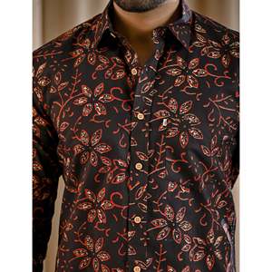 Camisa Casual Negra Estampada 100% Algodón, Cuello Mao, Diseño Floral, Tela Popelina, Moderna, Tejida, Mangas Largas - Product Image 2