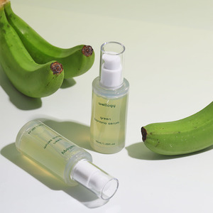 WELLOGY meilleure vente de sérum banane verte infusé de niacinamide liquide de soin de la peau améliorant l'élasticité Texture claire blanchissant - Product Image 1