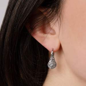 Boucles d'oreilles pendantes en diamant avec double halo et leverbacks Boucles d'oreilles pour femme - Product Image 3