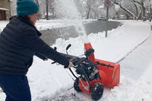 Soplador de Nieve Loncin Nuevo de Alta Calidad, Limpieza Invernal, Fácil de Usar, Equipo Nuevo en Venta, Motor con Rodamientos - Product Image 6