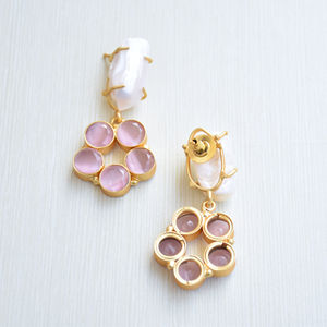 ต่างหูทองเหลืองแท้ประดับมุกแท้และอัญมณีชั้นดี ชุบทอง 18K ดีไซน์ทันสมัย โดดเด่นเป็นเอกลักษณ์ - Product Image 5