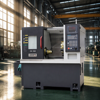 Machine de tournage CNC avec guides linéaires THK et pince hydraulique pour broches de précision