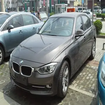 รถ BMW 3-Series (F35) มือสองในอินเดีย, รถ BMW 3-Series (F35) มือสองสําหรับขาย/รถ BMW 320i Auto (F35) มือสองสําหรับขาย