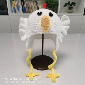 Gorro de Gallo Navideño Hecho a Mano con Orejeras de Ganchillo para Niños y Adultos en Algodón Suave, Múltiples Tallas para Deportes al Aire Libre, Fiestas y Pesca - Product Image 2