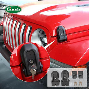 Serrure de capot Liush noire en ABS et acier pour <span class=keywords><strong>Wrangler</strong></span> JL 2018-2024 avec protection, installation facile - Product Image 1