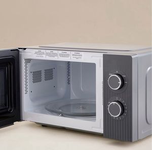 Horno Microondas de 23L con Plato Giratorio de Vidrio, Negro, 110v, Cocción Automática, Microondas Integrado en Venta para EE. UU./Europa/Asia - Product Image 1