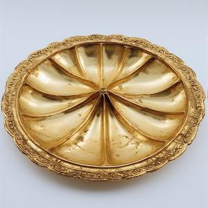 Placa de cargador de lujo de aluminio y vidrio hecha a mano, servidor de frutas secas, compartimentos de tres hojas, acabado dorado antiguo, decoración perfecta - Product Image 5