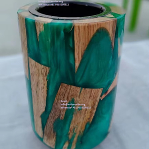 Porte-Oud de style islamique en résine époxy et bois avec calligraphie arabe Cadeau Ramadan de Dubaï - Product Image 5