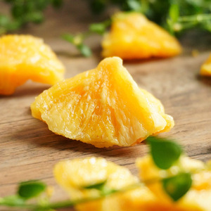 Exportation de tranches d'ananas secs végétaliens mous séchés de qualité supérieure du Vietnam - Product Image 4