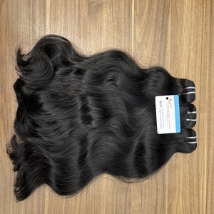 Precio al por mayor Extensiones de cabello de trama ondulada natural de cabello humano vietnamita grande En stock Listo para enviar - Product Image 2