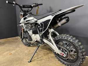2025 GPX Moto FSE140S วิบากปรับแต่งได้เกรด OEM สนับสนุน - Product Image 2