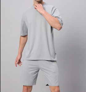 2025 dernière mode été ensembles courts décontracté couleur unie t-shirt et ensembles jumeaux courts pour hommes - Product Image 3