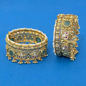 Derniers bracelets en or uni antique faits à la main Bracelets de mode de qualité exportée avec placage à l'or - Product Image 2