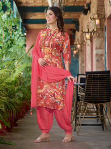 Colección de ropa india y pakistaní de primera calidad, candelabro, estampado de lámina modal, conjunto de Kurti con encaje Stanton Bottom Chi-non Dupatta - Product Image 6
