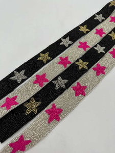 Sangle de guitare perlée - Sangle étoile perlée - Sangle de sac à main pour concert - Étoiles noires et dorées - Concert - Tournée - Jour de match - Product Image 3