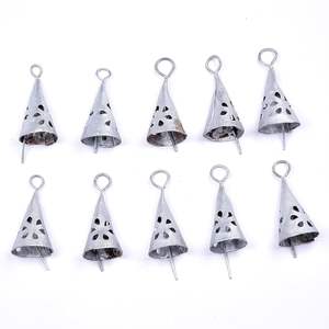 Adornos navideños Fabricante de campanas para manualidades Decoración del hogar Adornos navideños de metal Decoraciones navideñas juego de 10 - Product Image 1