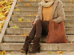 Bolso Hobo de cuero genuino con asa regulada Mat Hombro Regalo del día de San Valentín para ella - Product Image 2
