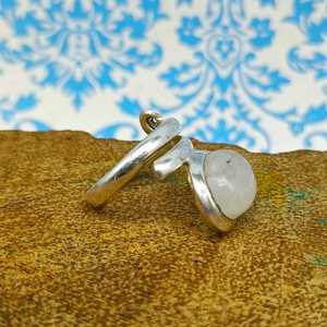 แหวนเงินแท้ทันสมัยล่าสุดประดับพลอยพลอยสีรุ้งประดับเพชรทรงวงรีสำหรับงานแต่งงานและงานปาร์ตี้ - Product Image 4