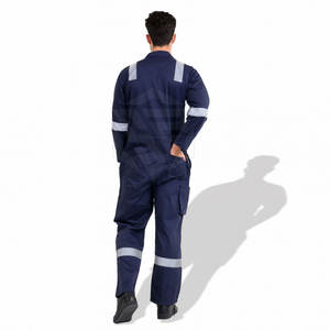 Servicio OEM Mono de trabajo de seguridad de poliéster de manga larga Suministro de fábrica Ropa de trabajo con características de seguridad - Product Image 3