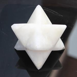 Vente chaude de étoiles Merkaba en quartz clair de 40 à 50 mm, qualité supérieure en gros, sculptures de pierres précieuses sculptées, mascotte Feng Shui - Product Image 4