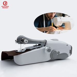 Xách Tay <span class=keywords><strong>Mini</strong></span> Hộ Gia Đình Điện May Kit Cầm Tay Cầm Tay Máy May Cho Người Mới Bắt Đầu Bán Buôn May Công Cụ - Product Image 1