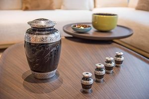 Mosaico de tamaño adulto grande hecho a mano, urna de cremación de vidrio de aluminio, azulejos individuales, entierro aplicado, suministro único para funerales - Product Image 5