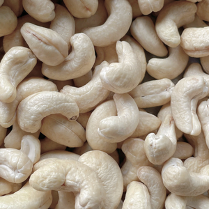 Hot Sale Raw Cashew Nuts Cashew Nuts W320 Cashew Nuts Reasonable Price - Product Image 1