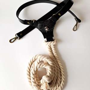 Accessorio per Imbracatura a Forma di Teschio - Product Image 1