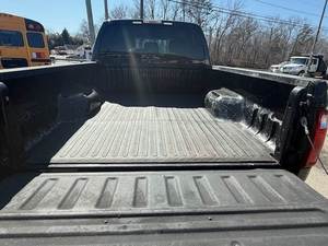 รถกระบะฟอร์ด เอฟ-250 ครูว์แค็บ ขับเคลื่อน 4 ล้อ ราคาประหยัด ตรวจสอบแล้ว เครื่องยนต์เบนซิน เกียร์อัตโนมัติ สภาพดี พร้อมใช้งาน - Product Image 4