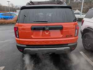 Honda Pass-port Trail-Sport AWD SUV 2026, Limpio y en Perfecto Estado - Product Image 3