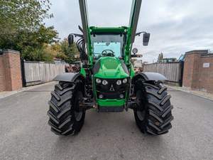 Tracteur DEUTZ-FAHR 5110G 70 CV 4RM avec pompe et boîte de vitesses – Livraison rapide, qualité supérieure, conception efficace pour l'agriculture mondiale - Product Image 3