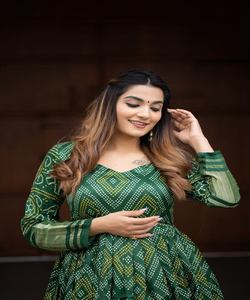 Glamour modeste: Abaya pour femmes robe musulmane Dubaï-infusez votre garde-robe avec des Abayas modestes et élégantes pour un mélange d'élégance - Product Image 5