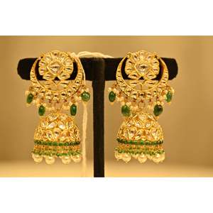 Pendientes de Aro WOW Chaand con Diseño Floral, Jhumkis para Bodas y Otras Ocasiones - Product Image 1