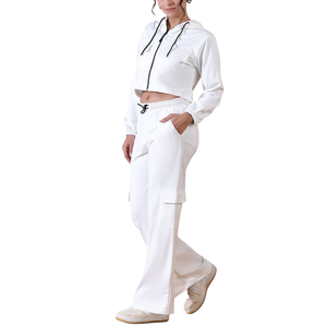 Survêtement à logo personnalisé pour femme, ensemble de jogging deux pièces de taille normale pour un style urbain élégant streetwear tendance pour femme - Product Image 6