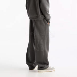 Pantalones de chándal transpirables de alta calidad con precio al por mayor con bolsillos, pantalones de chándal holgados con logotipo personalizado, último diseño - Product Image 5