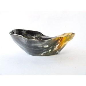Bol moderne élégant en corne de buffle naturelle pour dîner et fête Vaisselle haut de gamme pour servir des desserts et des plateaux sucrés - Product Image 1