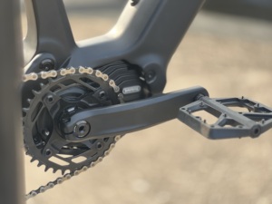 Bicicletta Elettrica da Uomo - Bici Elettrica Professionale con Componenti Premium e Sistema di Guida Morbida per la Città - Product Image 6